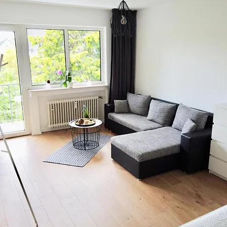 Modernes In Troisdorf-spich Mit Balkon